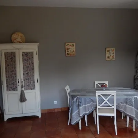 Domaine Verte Vallee Bed & Breakfast